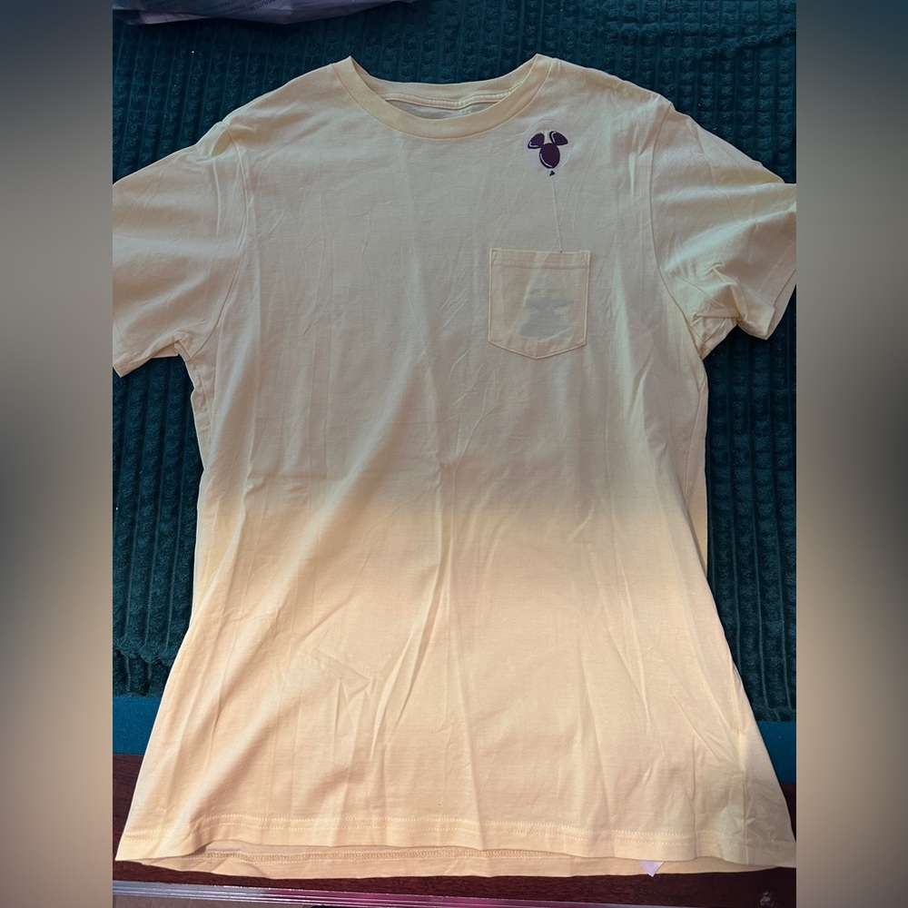 Walt Disney World ‘Play in the Parks’ Yellow Tee ✨